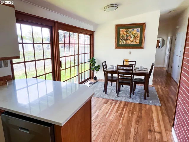 $399,900 | 1214 Northeast Loper Avenue, Prineville, OR 97754