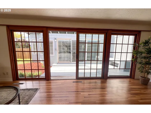 $399,900 | 1214 Northeast Loper Avenue, Prineville, OR 97754