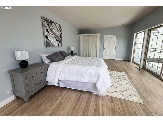 $399,900 | 1214 Northeast Loper Avenue, Prineville, OR 97754