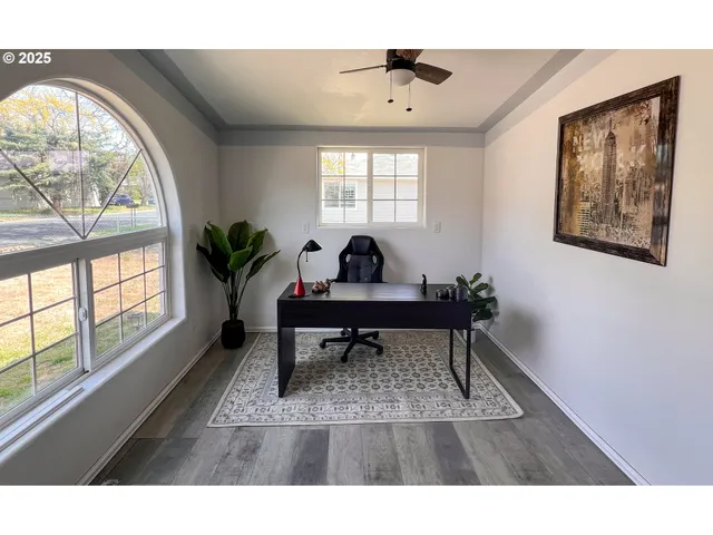 $399,900 | 1214 Northeast Loper Avenue, Prineville, OR 97754