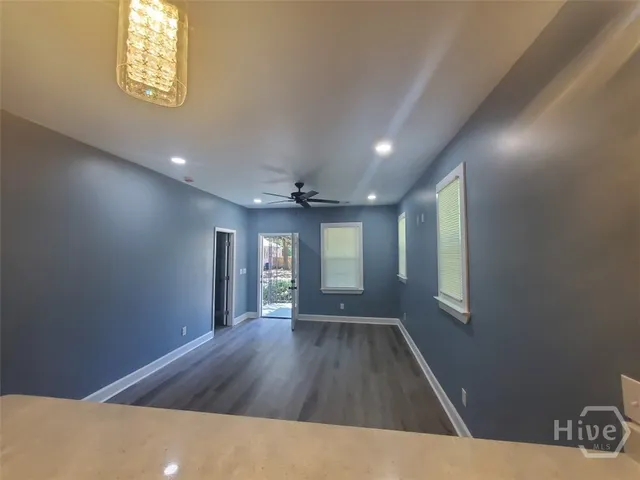 $2,000 | 110 West 51st Street, Savannah, GA 31405