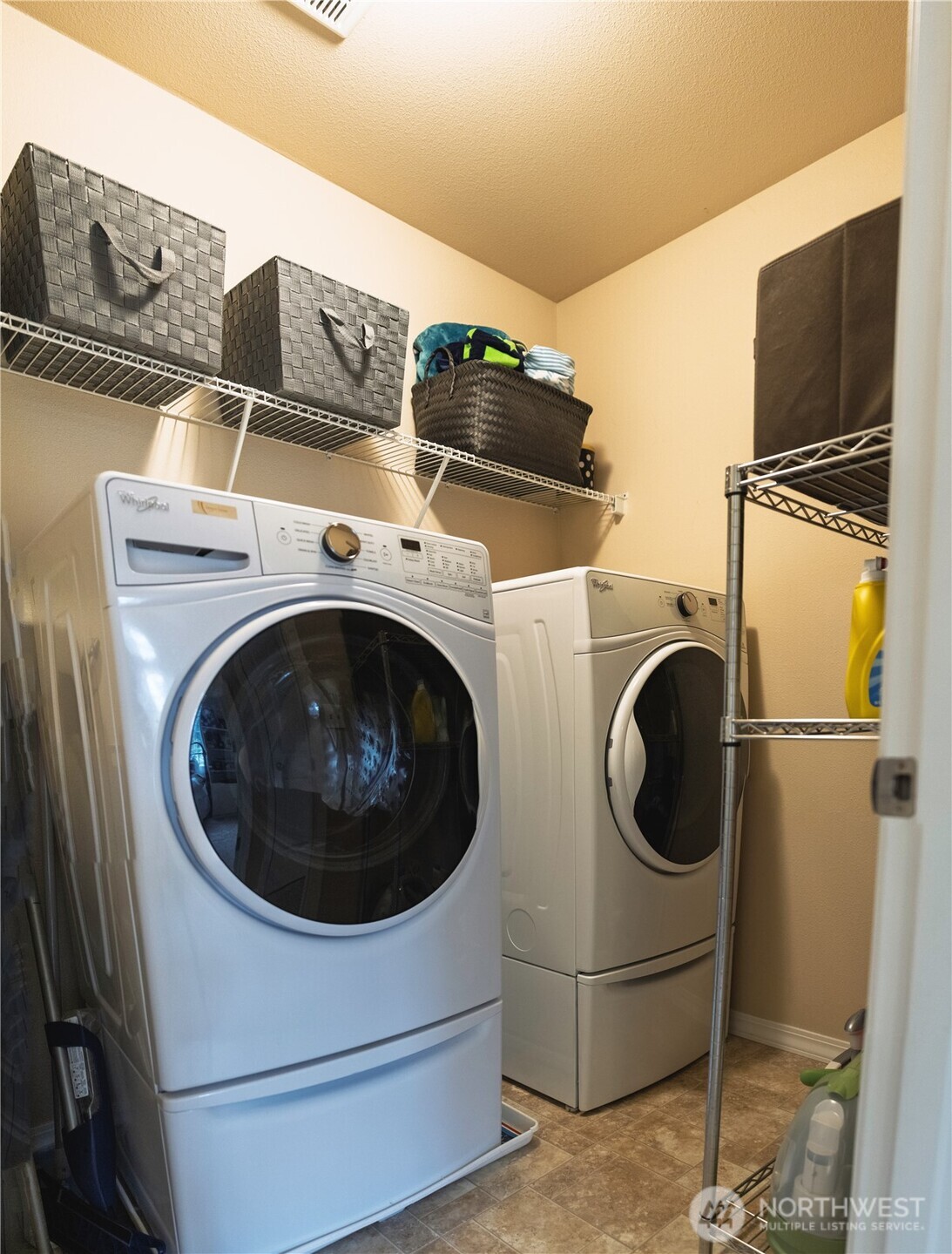 27661 McIntosh Loop Northeast Kingston, WA 98346 - Photo 21 of 34 a utility room with dryer and washer
