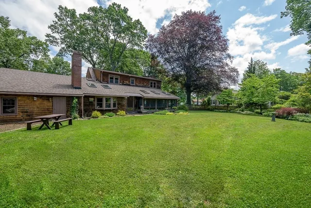 $499,900 | 44 Llewellyn Drive, Westfield, MA 01085