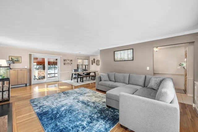 $499,900 | 44 Llewellyn Drive, Westfield, MA 01085