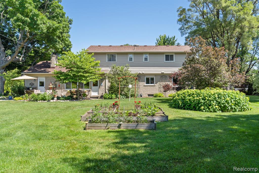 4248 Chicago Road Warren, MI 48092 - Photo 31 of 36
