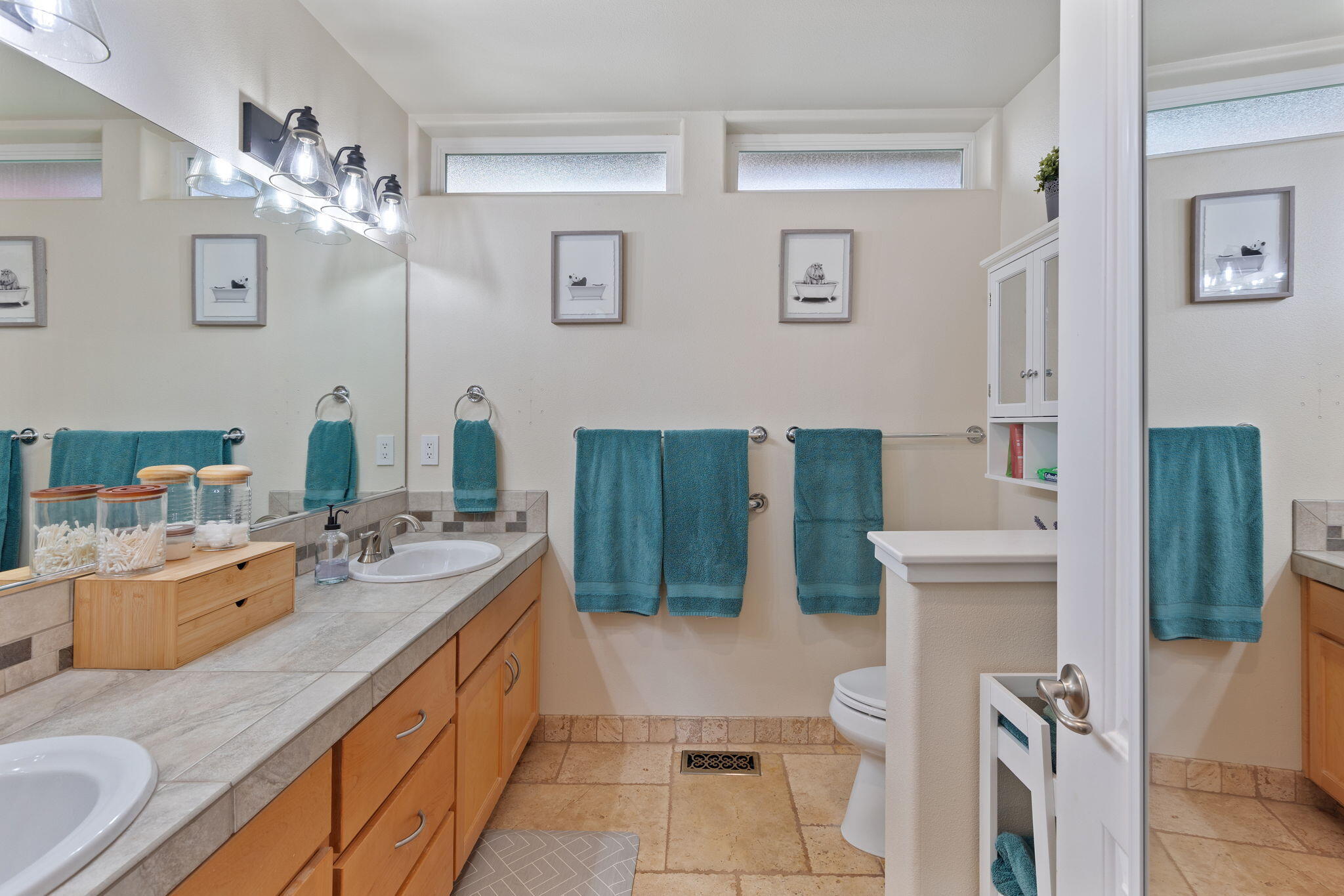 101 Cedar Ridge Terrace Rogue River, OR 97537 - Photo 21 of 36 Primary Suite