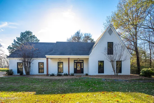 $655,000 | 5155 Rolling Pine Circle South, Olive Branch, MS 38654