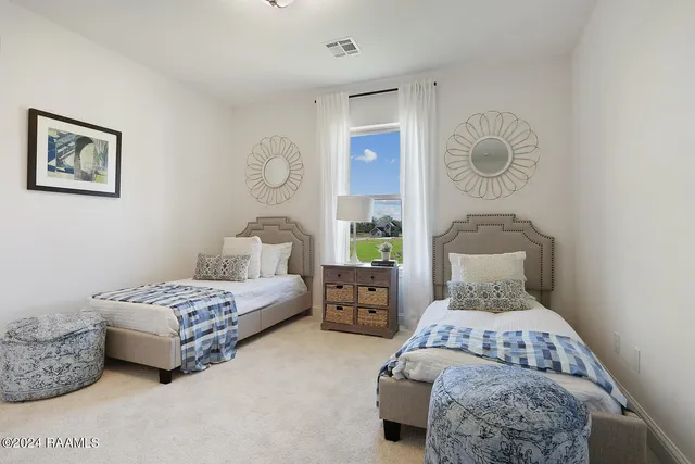 $424,000 | 105 Sweet Harvest Road, Youngsville, LA 70592