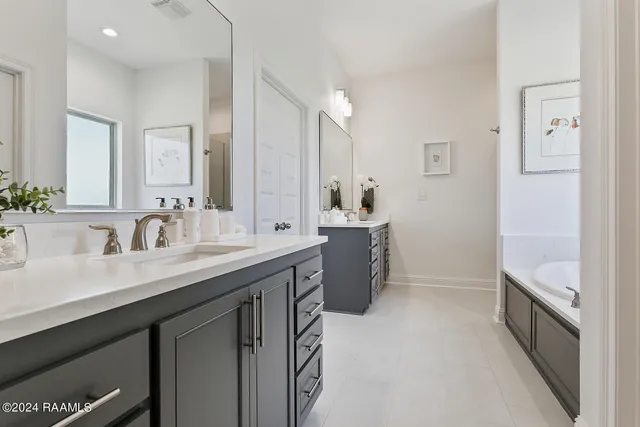 $424,000 | 105 Sweet Harvest Road, Youngsville, LA 70592