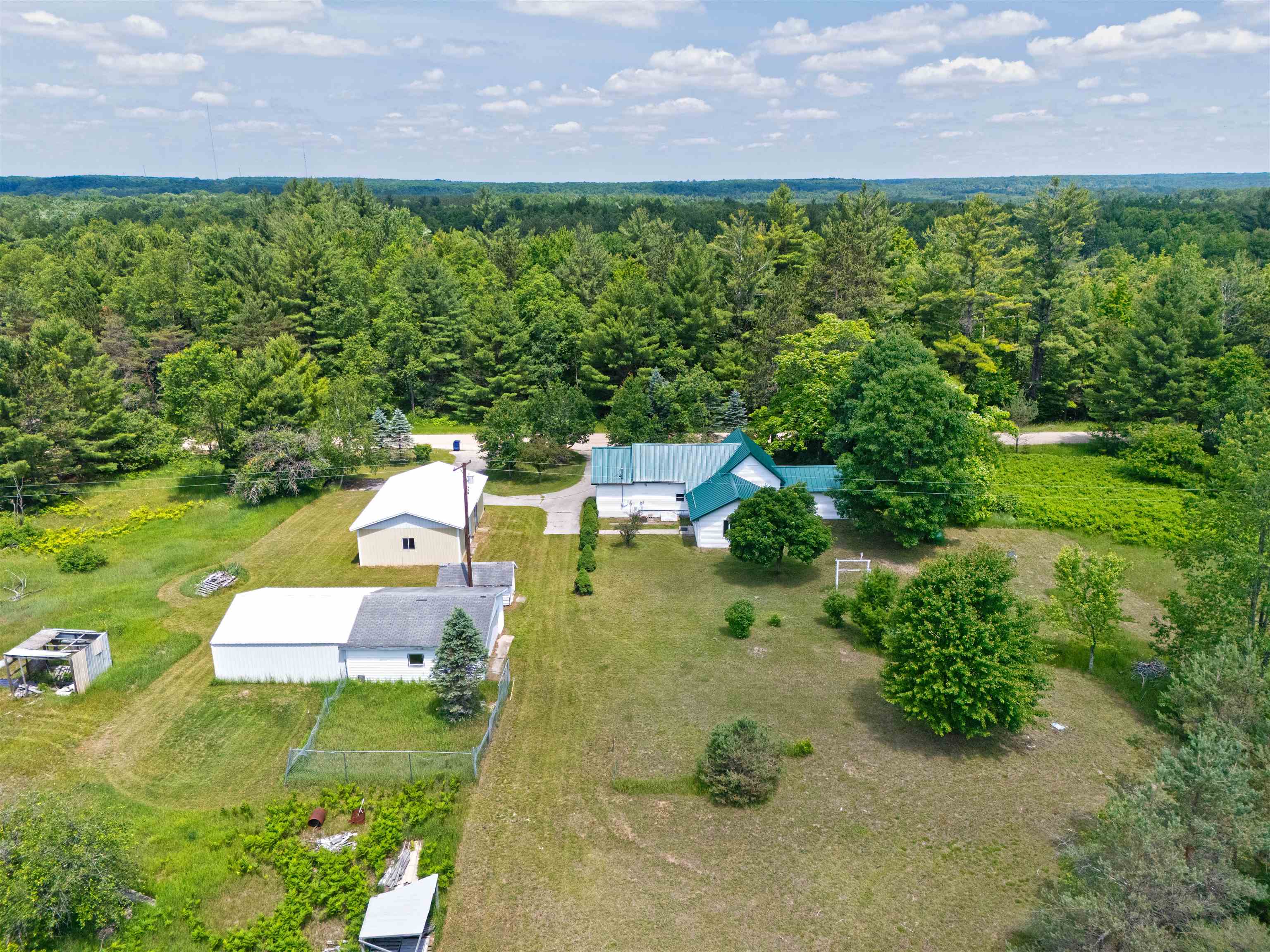 5201 West 14 Road Mesick, MI 49668 - Photo 28 of 35