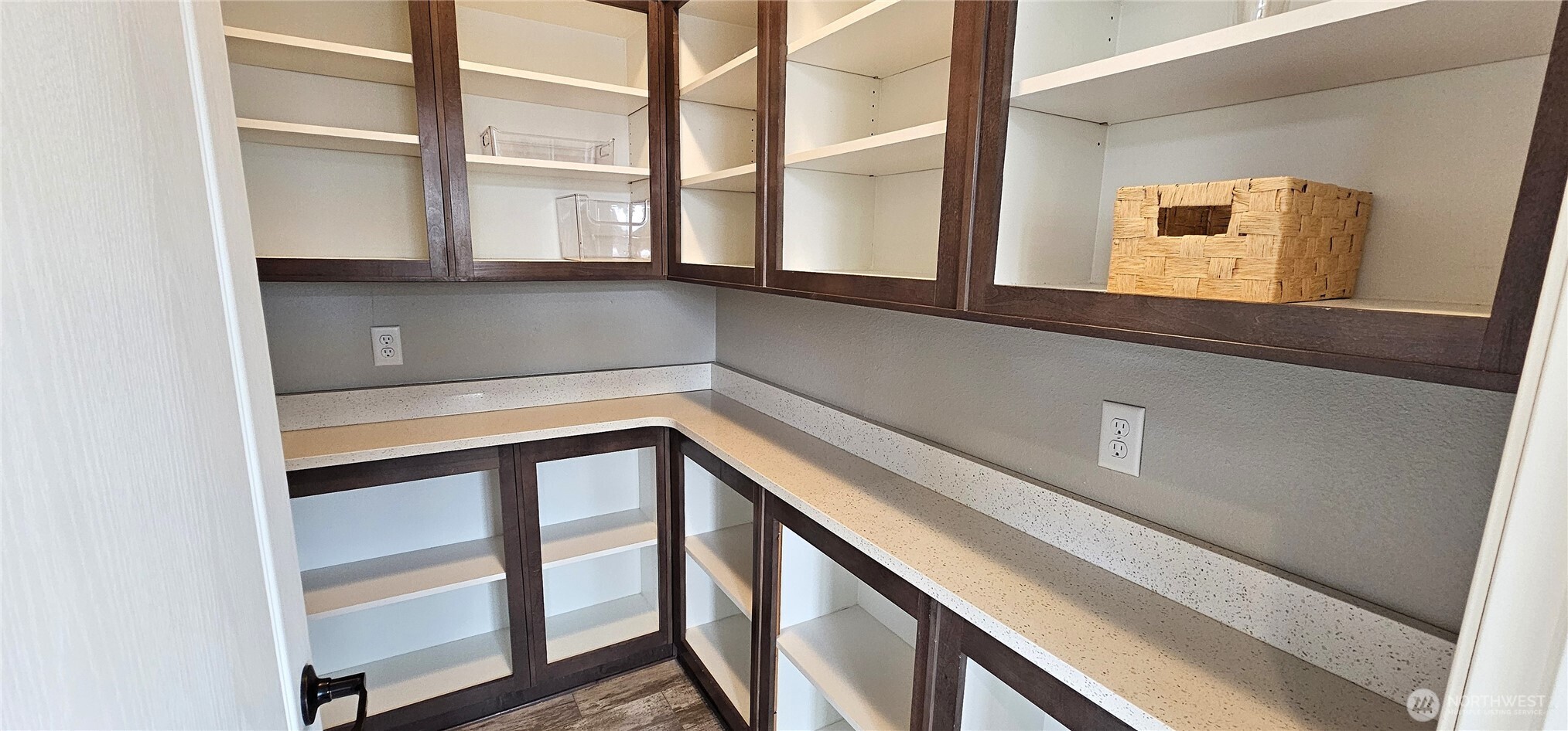 435 Maringo Road Ephrata, WA 98823 - Photo 17 of 40 a view of an empty room