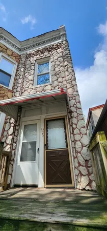 $1,320 | 3520 South Winchester Avenue, Unit 1F, Chicago, IL 60609