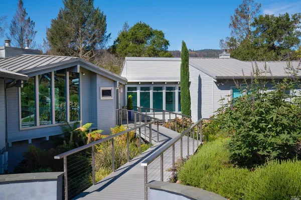 $5,450,000 | 9 Bournemouth Road, St. Helena, CA 94574