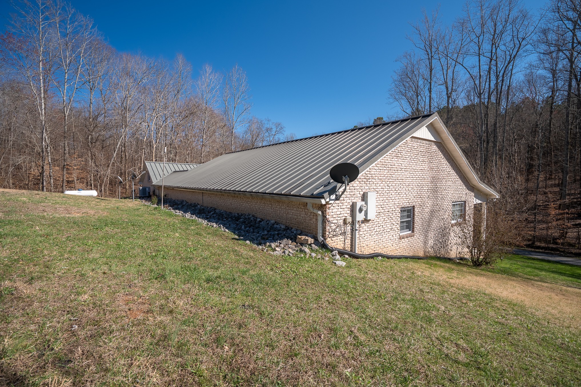 15 Clifton Road Lawrenceburg, TN 38464 - Photo 6 of 47