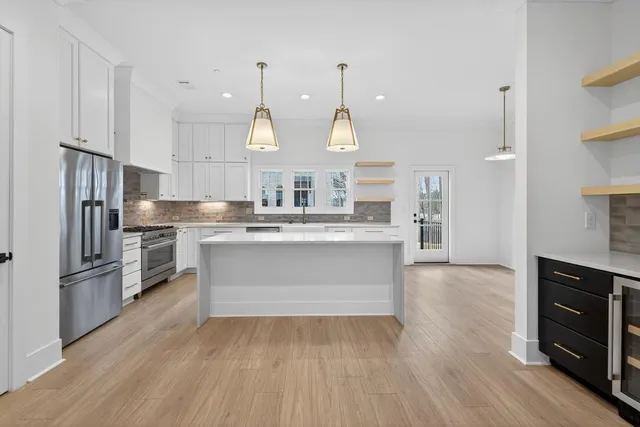 $799,900 | 332 Sugarview Road, Sugar Hill, GA 30518