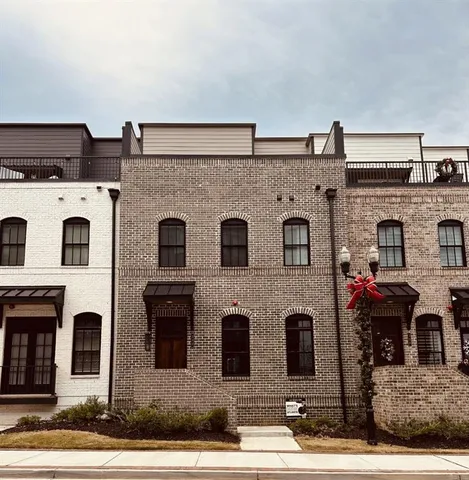 $799,900 | 332 Sugarview Road, Sugar Hill, GA 30518