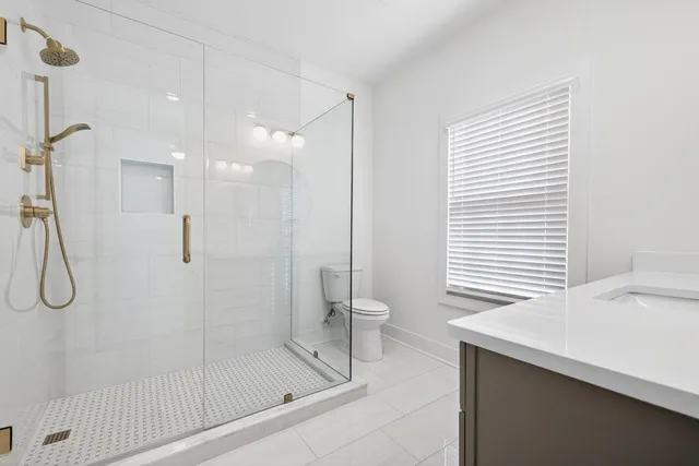 $799,900 | 332 Sugarview Road, Sugar Hill, GA 30518