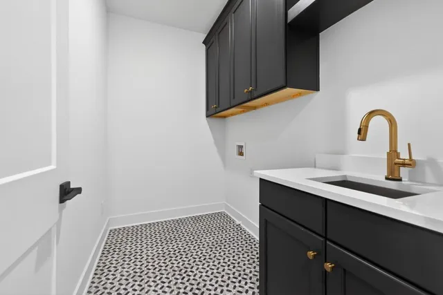 $799,900 | 332 Sugarview Road, Sugar Hill, GA 30518