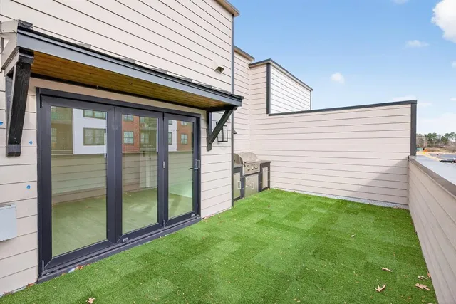 $799,900 | 332 Sugarview Road, Sugar Hill, GA 30518