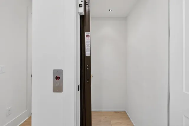 $799,900 | 332 Sugarview Road, Sugar Hill, GA 30518