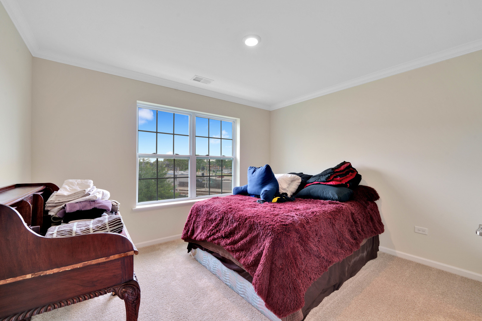 10332 Kerry Ridge Court Chicago Ridge, IL 60415 - Photo 15 of 19 a bedroom with a bed and a window