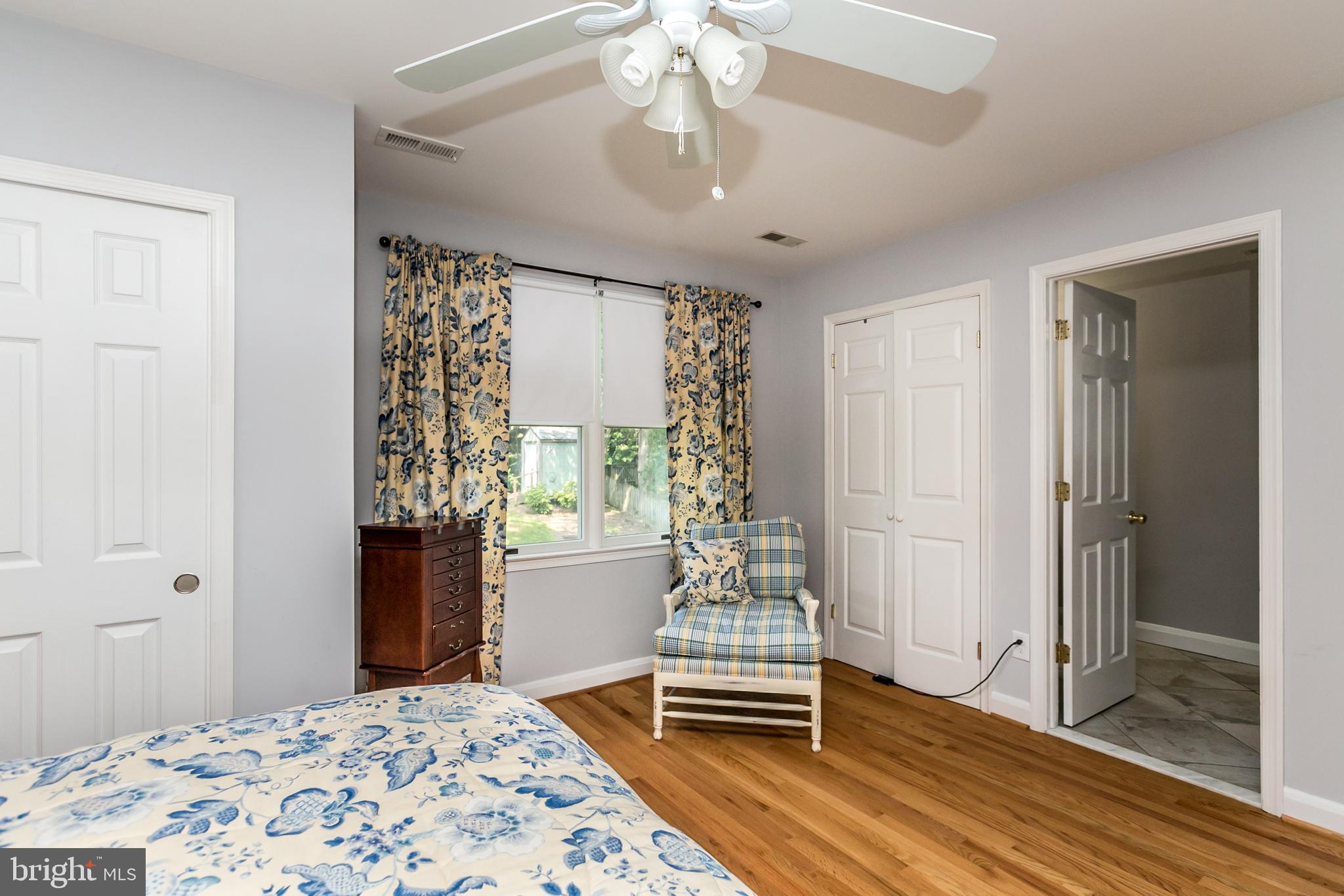 606 Piccadilly Road Baltimore, MD 21204 - Photo 22 of 43 Primary bedroom