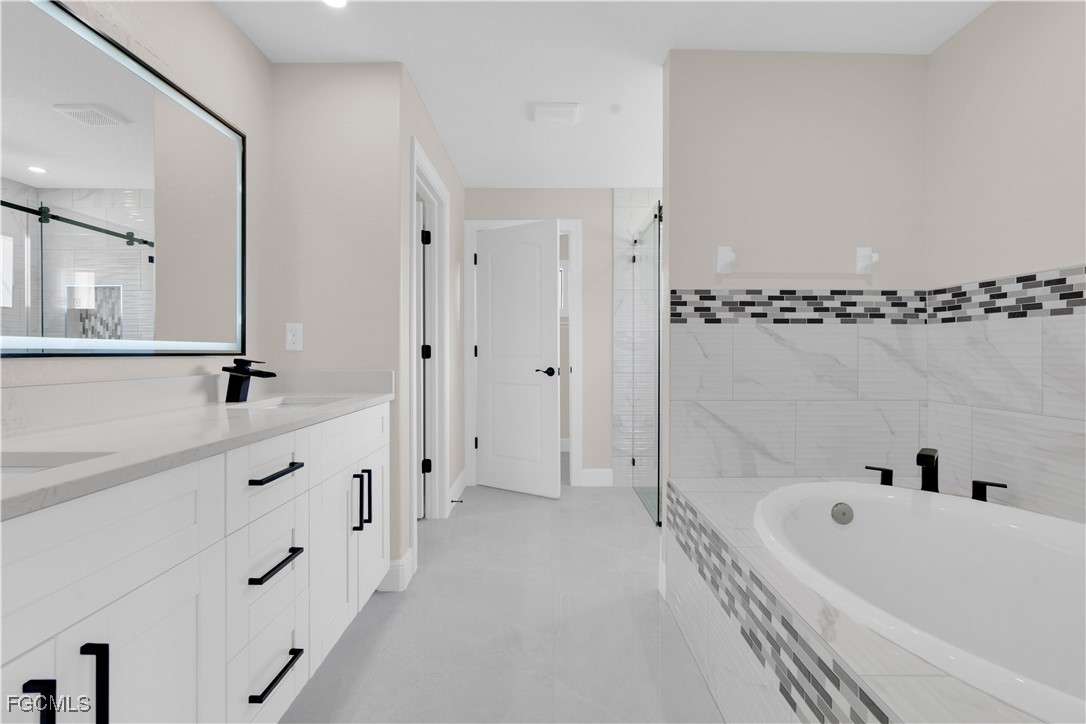 3422 20th Street West Lehigh Acres, FL 33971 - Photo 27 of 38