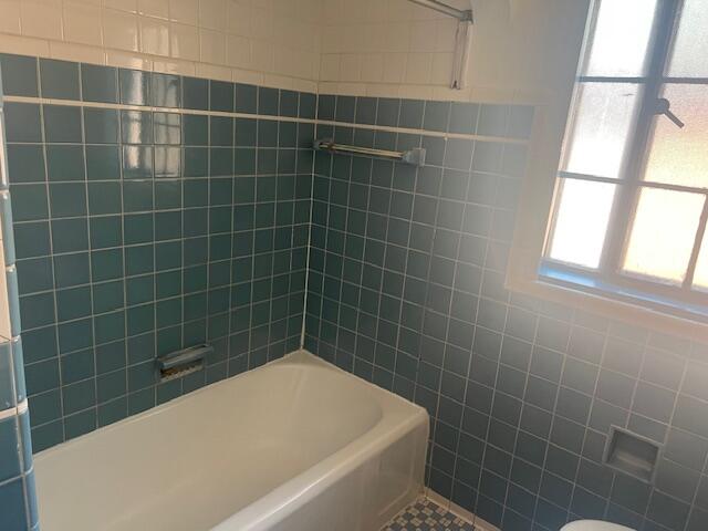 19937 Stratford Road, Unit : UPPER Detroit, MI 48221 - Photo 8 of 10