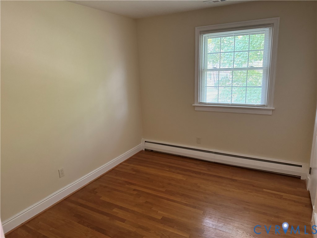 9504 Ridgefield Road Richmond, VA 23229 - Photo 13 of 19 Upper Level - Bedroom #3