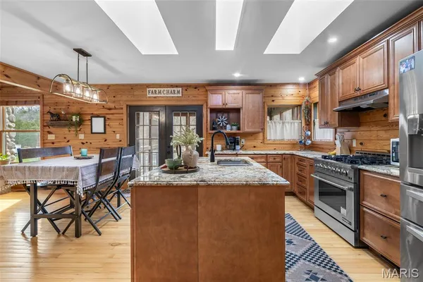$825,000 | 12928 Morgans Meadow Road, De Soto, MO 63020