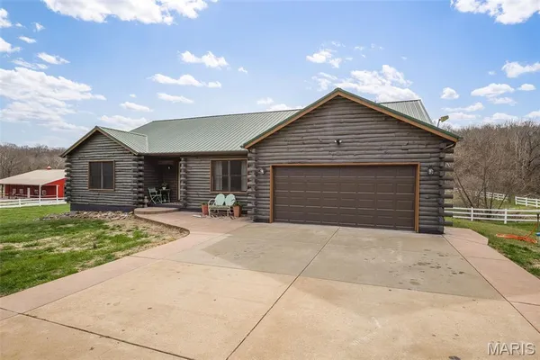 $825,000 | 12928 Morgans Meadow Road, De Soto, MO 63020