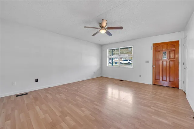 $189,999 | 250 Cedar Point Lane, Kimball, TN 37380