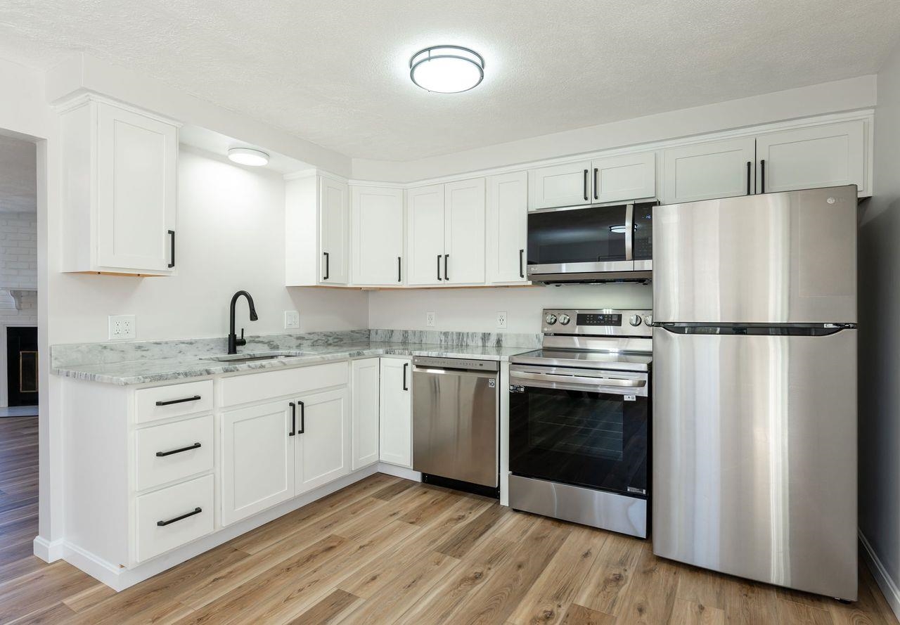 56 R Conleys Grove Road, Unit A Derry, NH 03038 - Photo 26 of 27