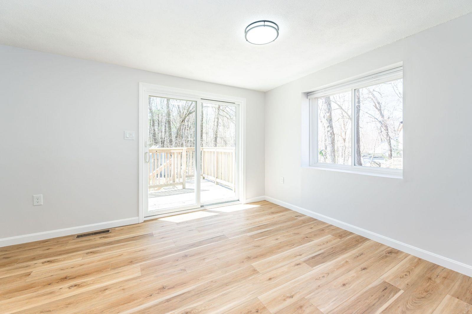 56 R Conleys Grove Road, Unit A Derry, NH 03038 - Photo 3 of 27