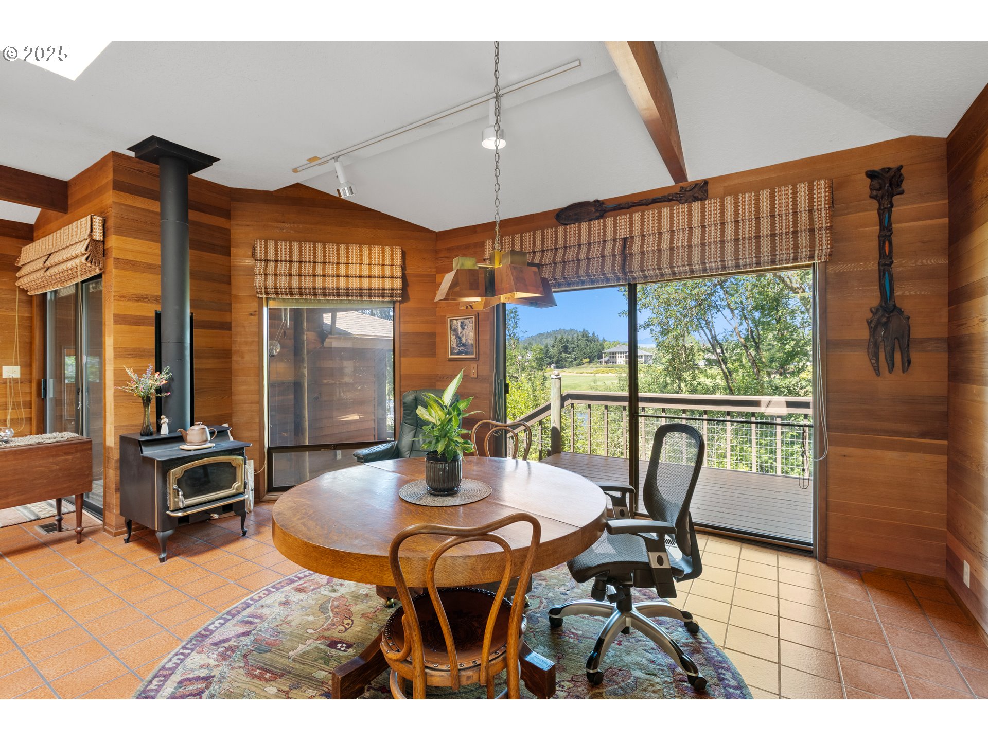 1346 Fisher Road Roseburg, OR 97471 - Photo 16 of 48