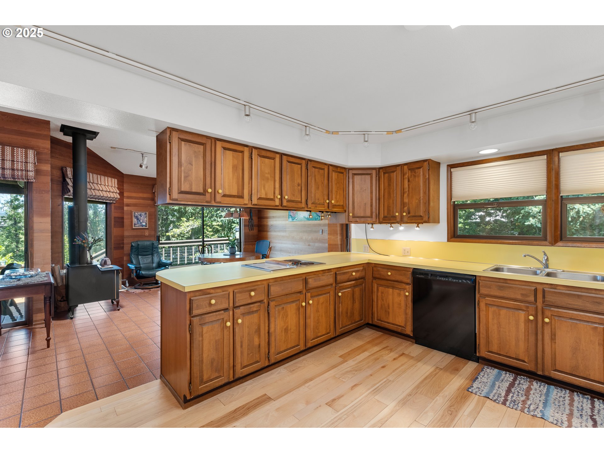 1346 Fisher Road Roseburg, OR 97471 - Photo 19 of 48