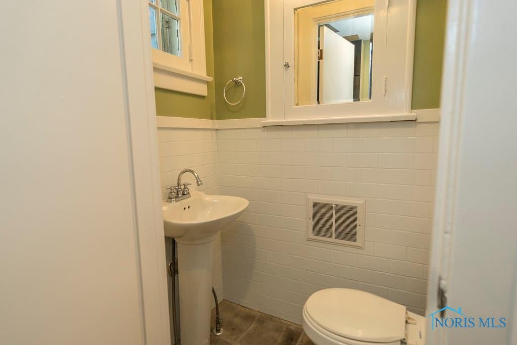 3329 Brantford Road Toledo, OH 43606 - Photo 18 of 30 Gallery Image 18