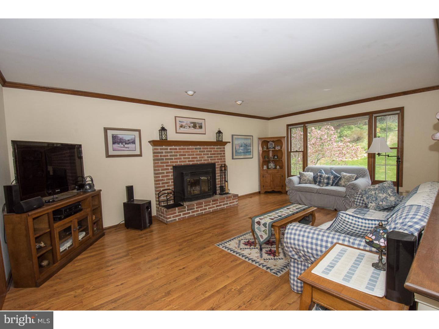 175 Krauser Road Downingtown, PA 19335 - Photo 11 of 23 Family Room