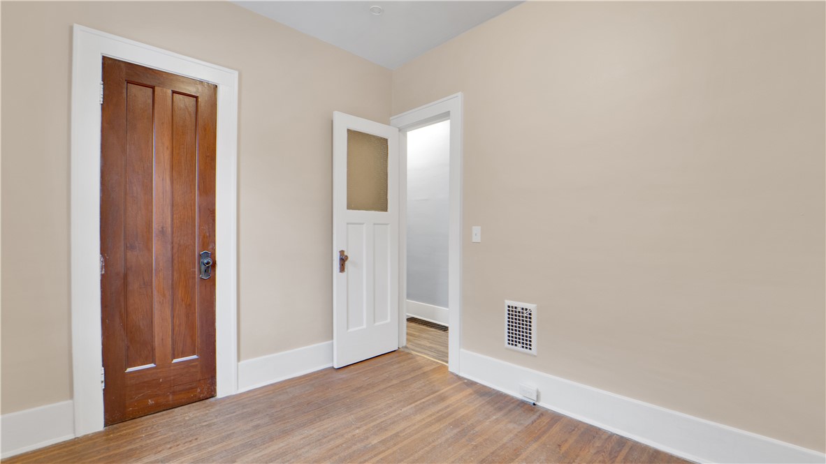 45-47 Werner Park Rochester, NY 14620 - Photo 23 of 35