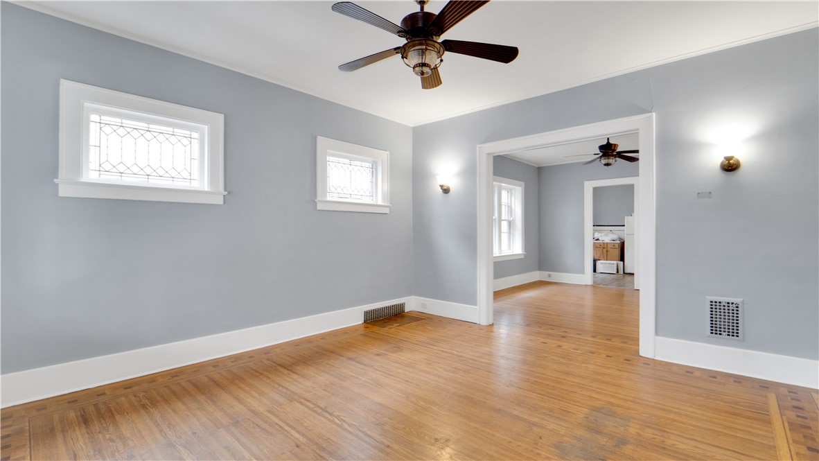 45-47 Werner Park Rochester, NY 14620 - Photo 7 of 35