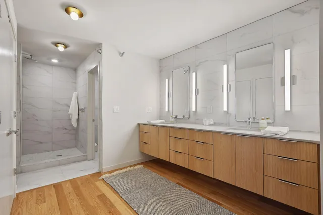 $3,995 | 1225 Lasalle Avenue, Unit 2301, Minneapolis, MN 55403