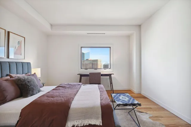 $3,995 | 1225 Lasalle Avenue, Unit 2301, Minneapolis, MN 55403