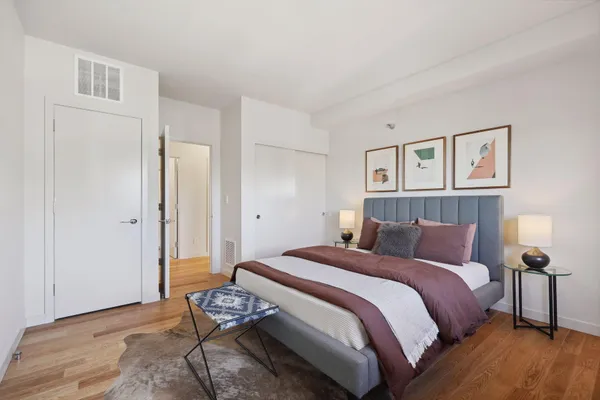 $3,995 | 1225 Lasalle Avenue, Unit 2301, Minneapolis, MN 55403