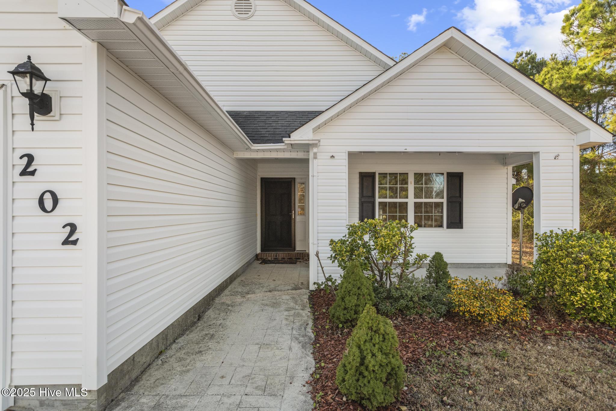 202 Scout Lane Chinquapin, NC 28521 - Photo 3 of 29 425A9344