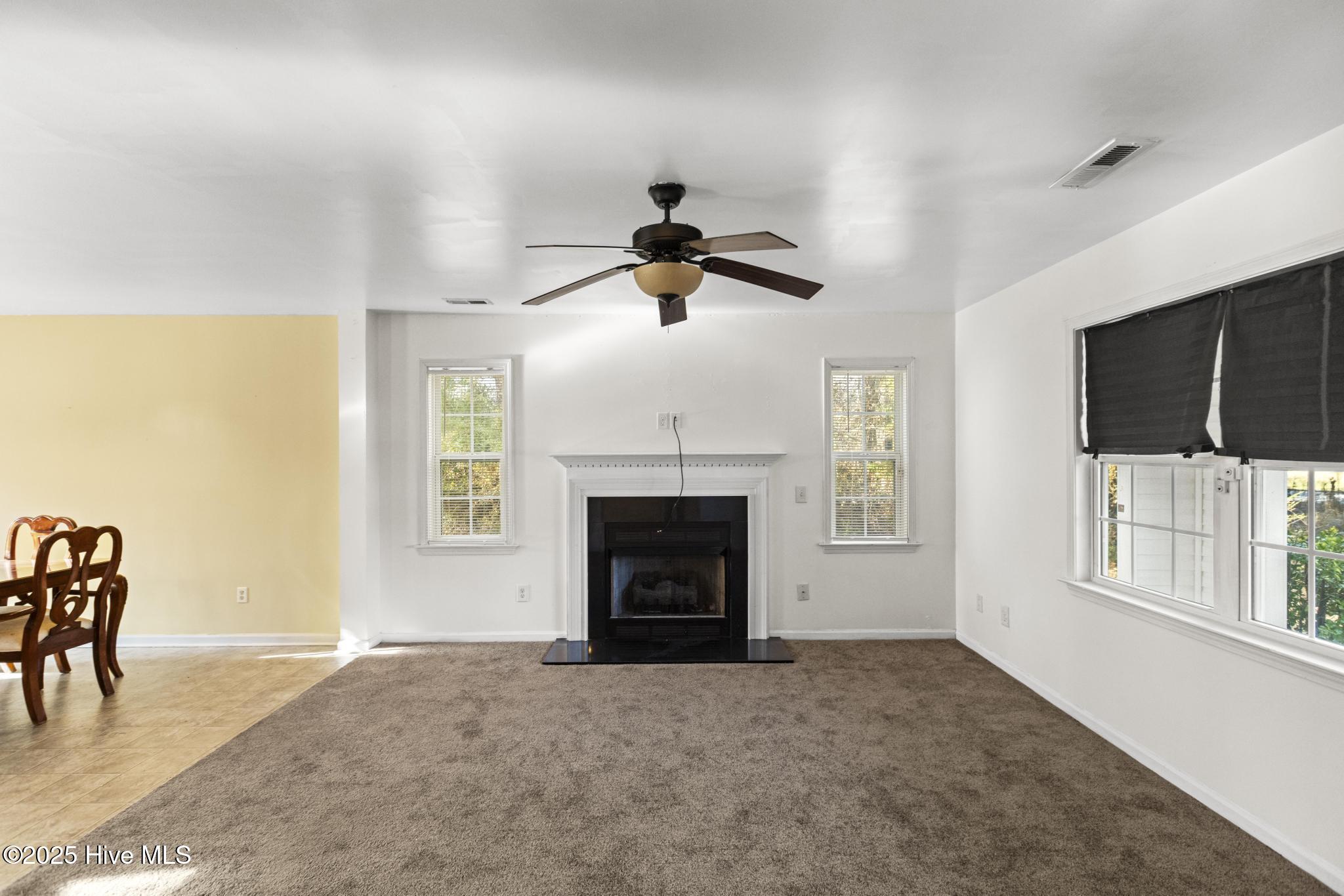 202 Scout Lane Chinquapin, NC 28521 - Photo 5 of 29 425A9355