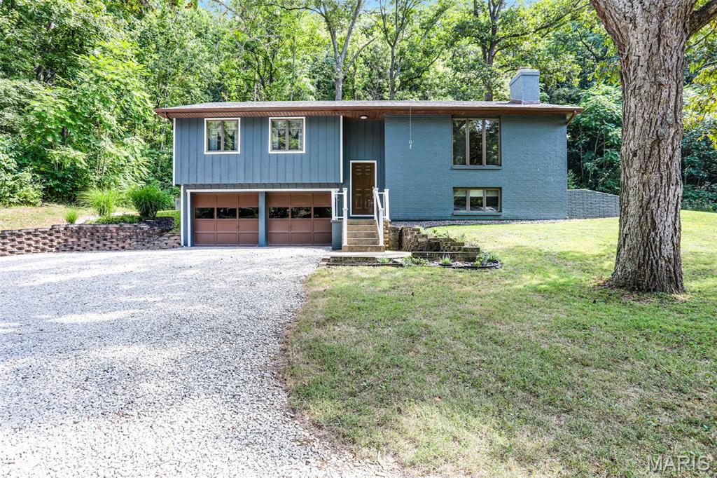 401 North Springfield Street Grafton, IL 62037 - Photo 1 of 38