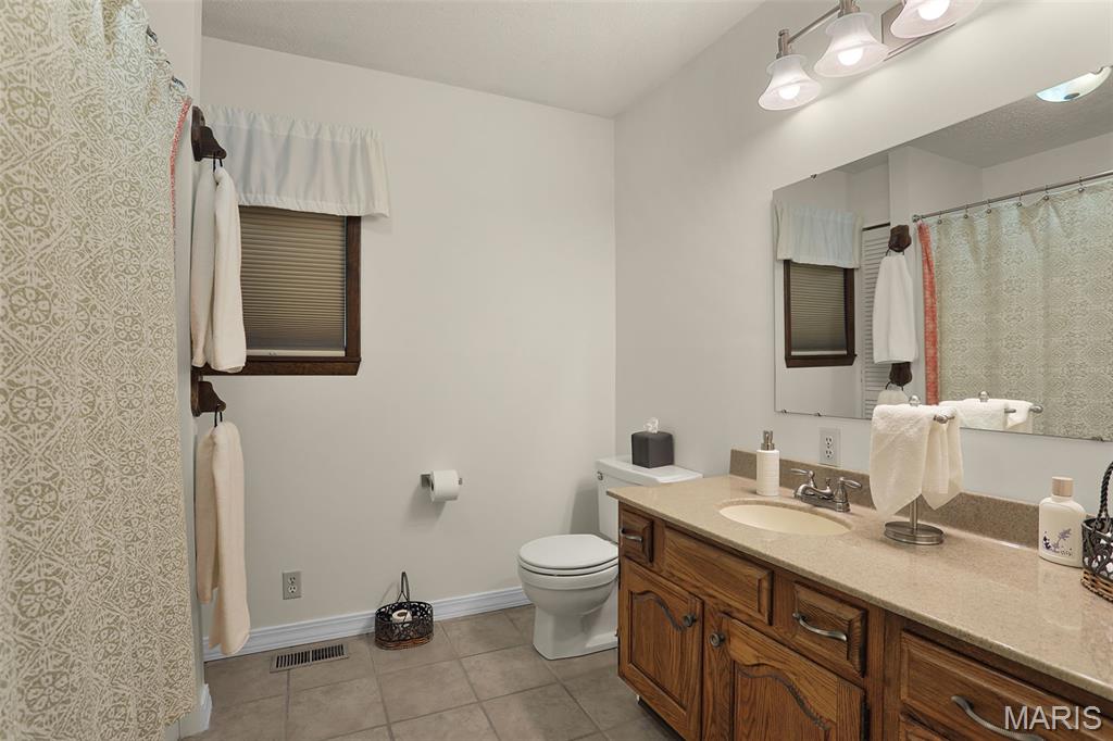 401 North Springfield Street Grafton, IL 62037 - Photo 17 of 38