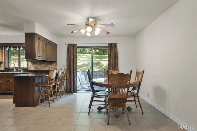 $275,000 | 401 North Springfield Street, Grafton, IL 62037