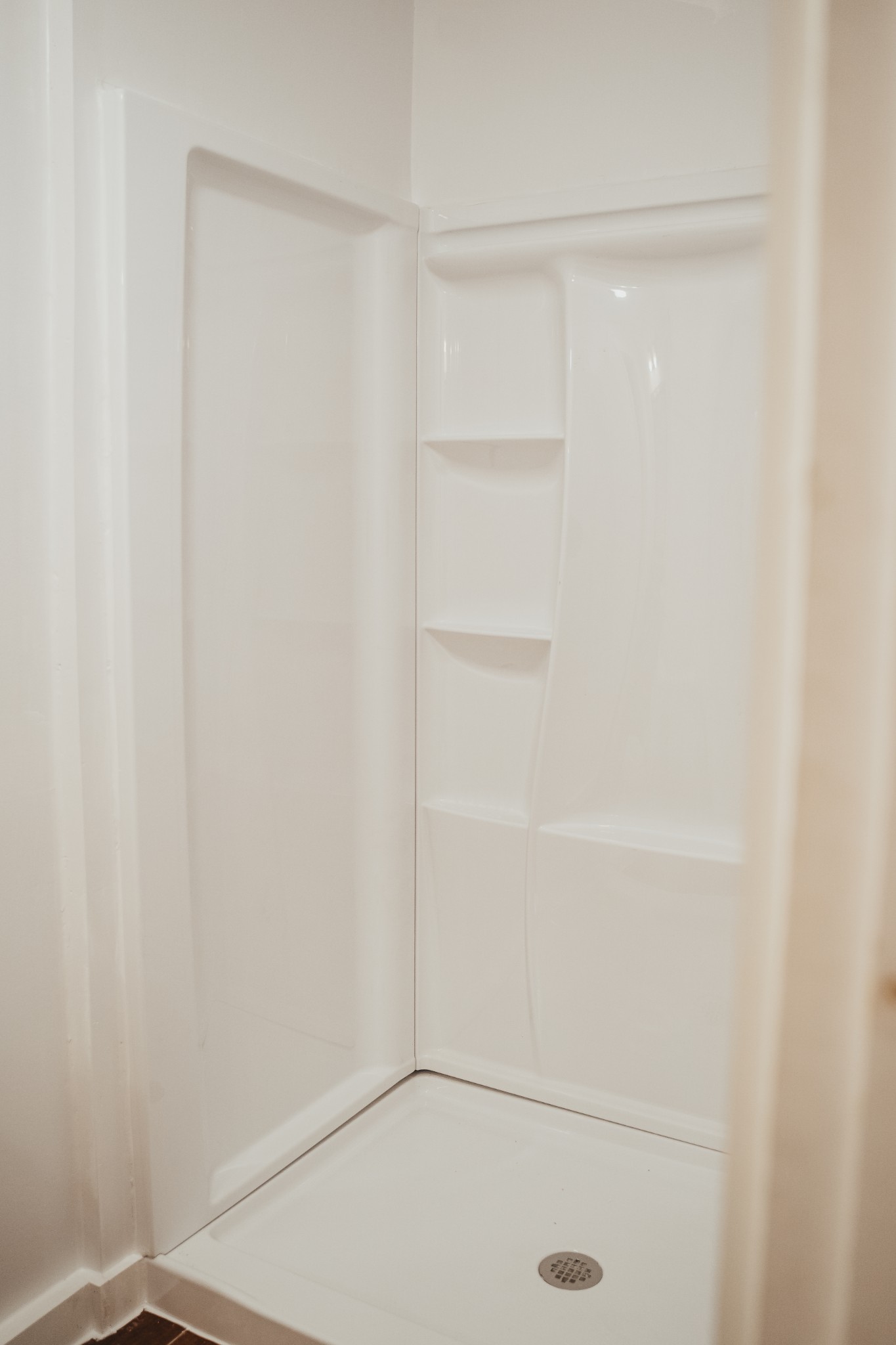 233 Taylor Lake Road Morrison, TN 37357 - Photo 45 of 51 a close up view of a shower