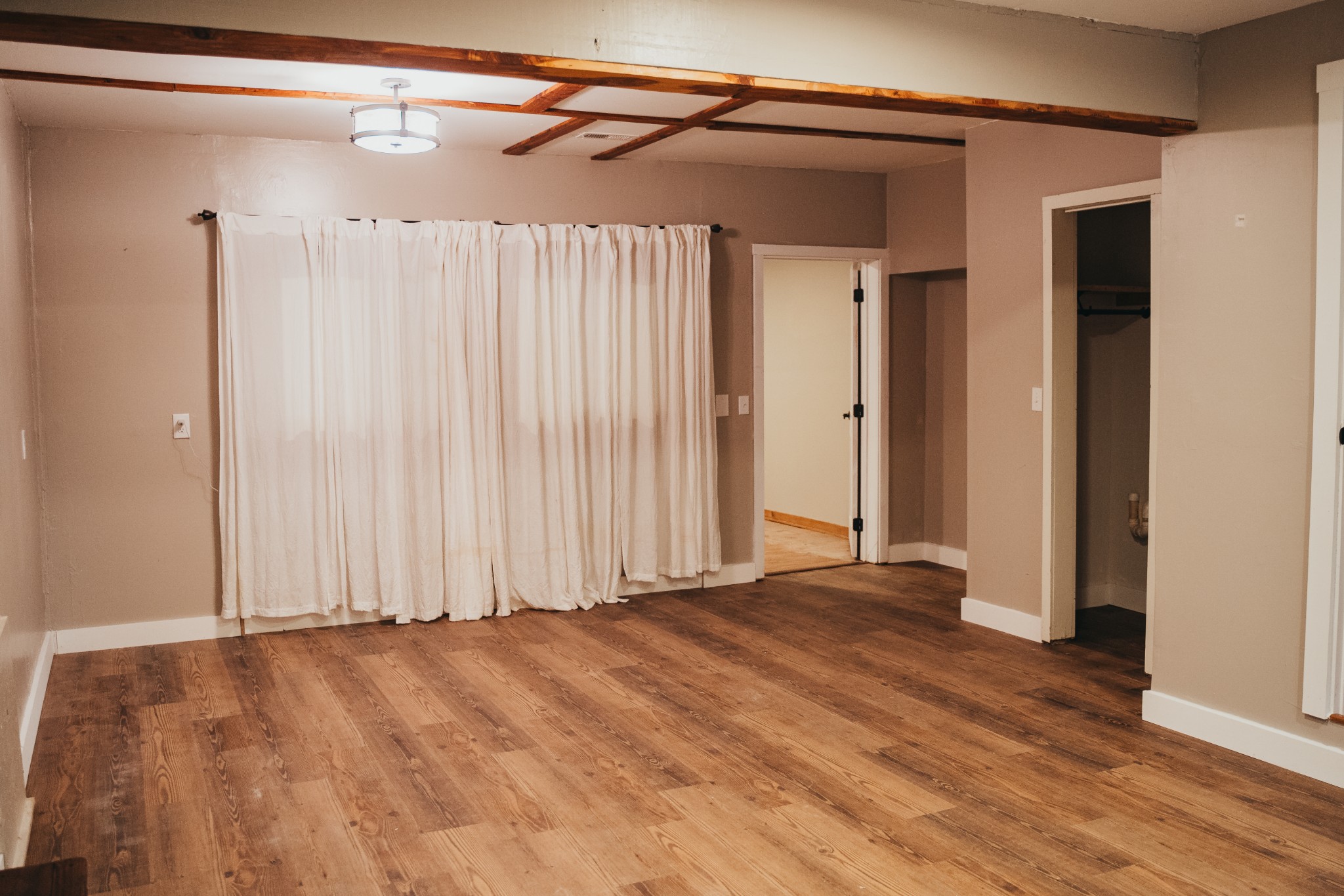 233 Taylor Lake Road Morrison, TN 37357 - Photo 47 of 51 a view of a room with wooden floor and a window
